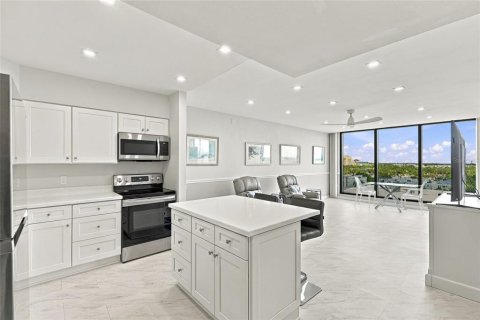 Copropriété à vendre à Sarasota, Floride: 1 chambre, 91.97 m2 № 2416949 - photo 5