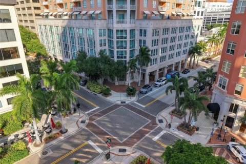 Copropriété à vendre à Sarasota, Floride: 1 chambre, 91.97 m2 № 2416949 - photo 12