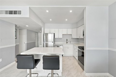Copropriété à vendre à Sarasota, Floride: 1 chambre, 91.97 m2 № 2416949 - photo 6