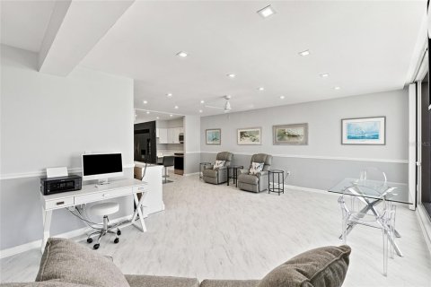 Copropriété à vendre à Sarasota, Floride: 1 chambre, 91.97 m2 № 2416949 - photo 26