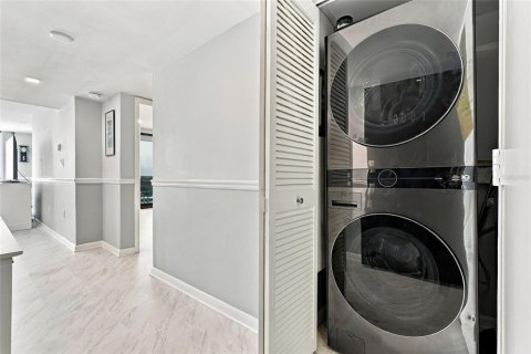 Copropriété à vendre à Sarasota, Floride: 1 chambre, 91.97 m2 № 2416949 - photo 8