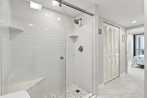 Copropriété à vendre à Sarasota, Floride: 1 chambre, 91.97 m2 № 2416949 - photo 10