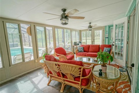 House in Summerfield, Florida 3 bedrooms, 209.22 sq.m. № 1552064 - photo 17