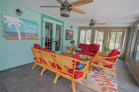 House in Summerfield, Florida 3 bedrooms, 209.22 sq.m. № 1552064 - photo 22