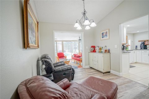House in Summerfield, Florida 3 bedrooms, 209.22 sq.m. № 1552064 - photo 6