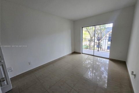 Снять в аренду кондоминиум в Хайалиа, Флорида 3 спальни, 101.26м2, № 2030507 - фото 12