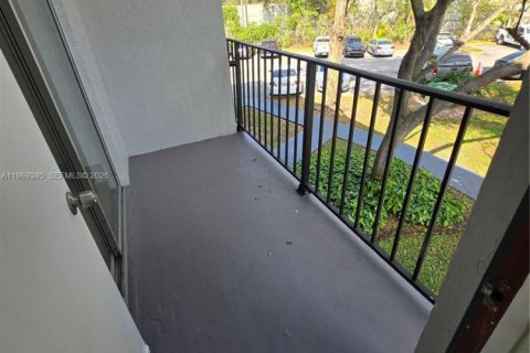 Снять в аренду кондоминиум в Хайалиа, Флорида 3 спальни, 101.26м2, № 2030507 - фото 20