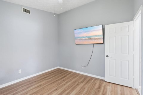 Villa ou maison à vendre à Port St. Lucie, Floride: 3 chambres, 147.06 m2 № 2254368 - photo 28