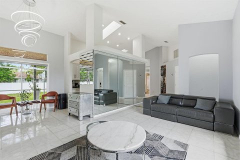 Villa ou maison à vendre à Port St. Lucie, Floride: 3 chambres, 147.06 m2 № 2254368 - photo 11