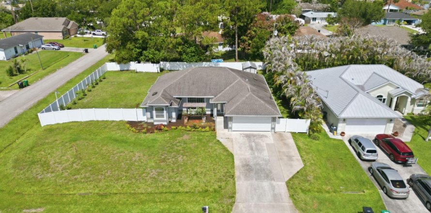 Villa ou maison à Port St. Lucie, Floride 3 chambres, 147.06 m2 № 2254368