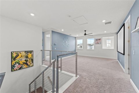 Casa en alquiler en Orlando, Florida, 5 dormitorios, 382.2 m2 № 1908367 - foto 28