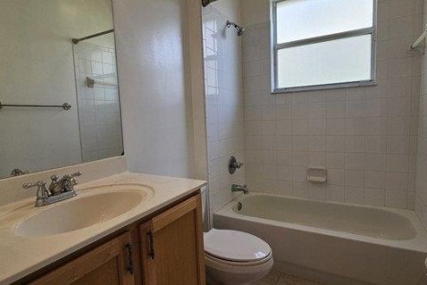 Casa en alquiler en Punta Gorda, Florida, 3 dormitorios, 169.92 m2 № 1904142 - foto 26