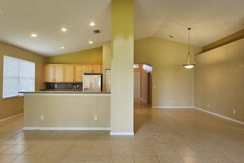 Casa en alquiler en Punta Gorda, Florida, 3 dormitorios, 169.92 m2 № 1904142 - foto 8
