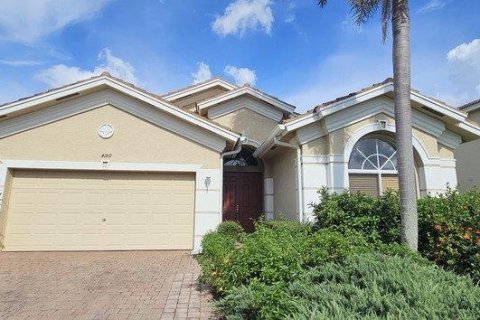 Casa en alquiler en Punta Gorda, Florida, 3 dormitorios, 169.92 m2 № 1904142 - foto 1