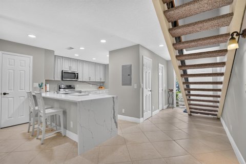 Touwnhouse à vendre à Delray Beach, Floride: 2 chambres, 144.74 m2 № 2398014 - photo 10