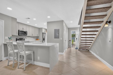 Touwnhouse à vendre à Delray Beach, Floride: 2 chambres, 144.74 m2 № 2398014 - photo 9