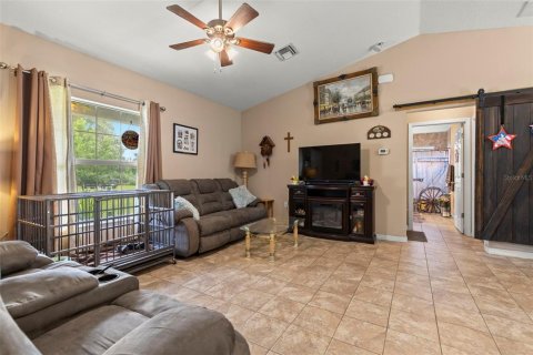 Villa ou maison à vendre à Spring Hill, Floride: 3 chambres, 146.32 m2 № 1906923 - photo 6