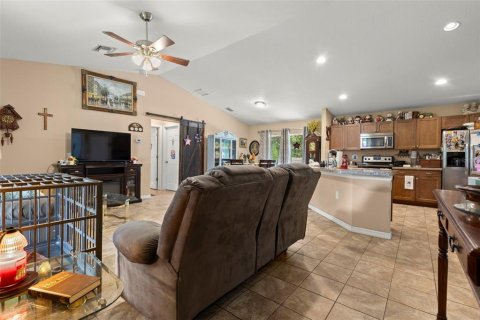 Villa ou maison à vendre à Spring Hill, Floride: 3 chambres, 146.32 m2 № 1906923 - photo 5