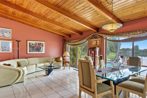 Casa en venta en Miami, Florida, 4 dormitorios, 191.75 m2 № 1967058 - foto 3