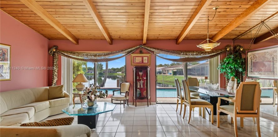 Casa en Miami, Florida 4 dormitorios, 191.75 m2 № 1967058