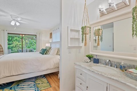 House in Venice, Florida 3 bedrooms, 207.08 sq.m. № 1907593 - photo 20