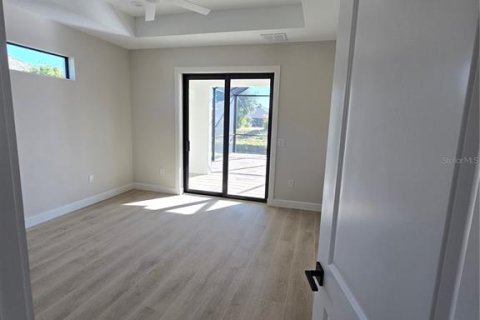 House in Rotonda, Florida 3 bedrooms, 158.49 sq.m. № 2123368 - photo 5