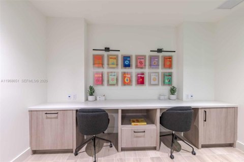 Appartement à louer à Miami Beach, Floride: 2 chambres, 93.83 m2 № 2029964 - photo 28