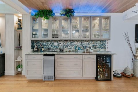 Condo in Indian Shores, Florida, 3 bedrooms  № 1901297 - photo 13