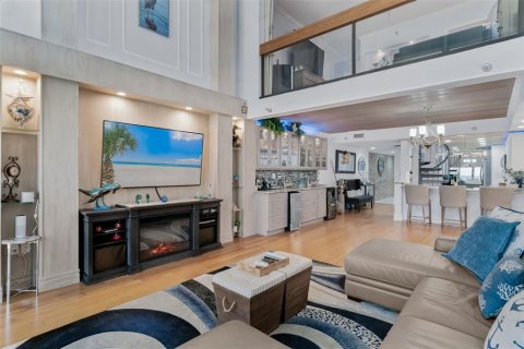Condo in Indian Shores, Florida, 3 bedrooms  № 1901297 - photo 12