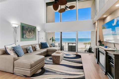 Condo in Indian Shores, Florida, 3 bedrooms  № 1901297 - photo 9
