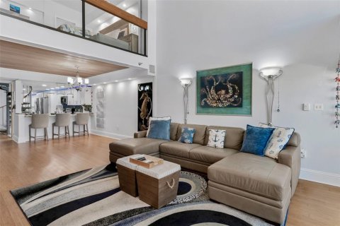 Condo in Indian Shores, Florida, 3 bedrooms  № 1901297 - photo 11