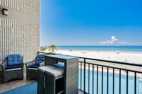 Condo in Indian Shores, Florida, 3 bedrooms  № 1901297 - photo 6