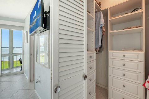 Condominio en venta en Sarasota, Florida, 2 dormitorios, 81.94 m2 № 2152260 - foto 19