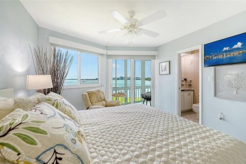 Condominio en venta en Sarasota, Florida, 2 dormitorios, 81.94 m2 № 2152260 - foto 17