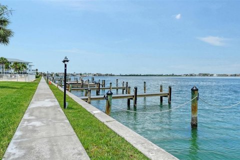 Condominio en venta en Sarasota, Florida, 2 dormitorios, 81.94 m2 № 2152260 - foto 28