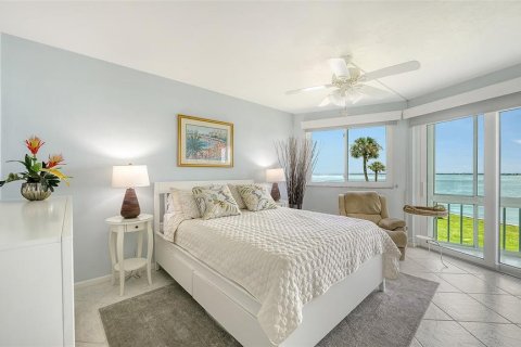 Condominio en venta en Sarasota, Florida, 2 dormitorios, 81.94 m2 № 2152260 - foto 15