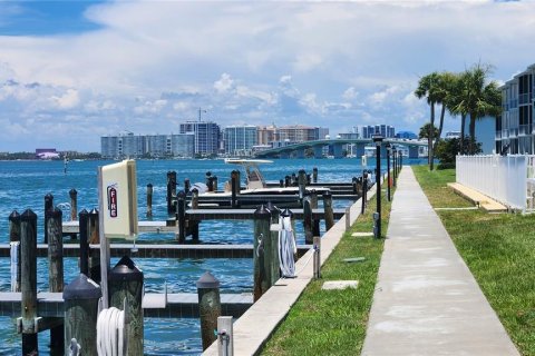 Condominio en venta en Sarasota, Florida, 2 dormitorios, 81.94 m2 № 2152260 - foto 30