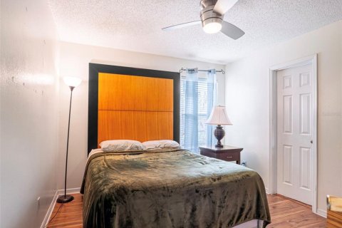 Villa ou maison à vendre à Altamonte Springs, Floride: 4 chambres, 207.92 m2 № 2389290 - photo 18