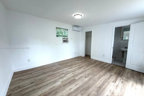 Appartement à louer à Miami, Floride: 208.94 m2 № 1966364 - photo 4