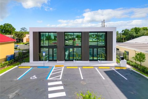 Commercial property in Winter Garden, Florida 281.03 sq.m. № 1561388 - photo 19