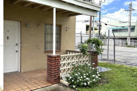 Apartment in Miami, Florida 2 bedrooms, 74.32 sq.m. № 2040508 - photo 7