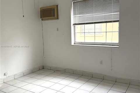 Apartment in Miami, Florida 2 bedrooms, 74.32 sq.m. № 2040508 - photo 4