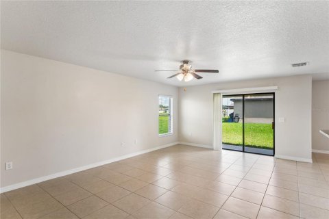 Villa ou maison à vendre à Lakeland, Floride: 3 chambres, 154.03 m2 № 2286962 - photo 3