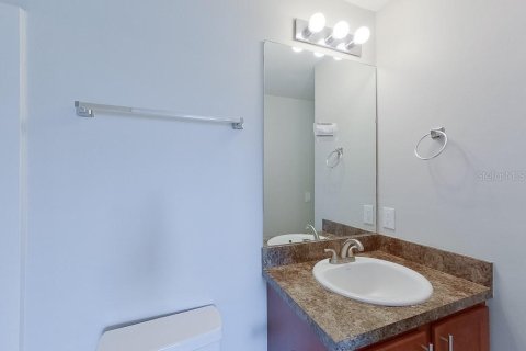 Снять в аренду виллу или дом в Лихай-Эйкерс, Флорида 5 комнат, 112.32м2, № 2115343 - фото 8