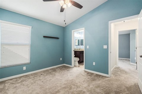 House in Ruskin, Florida 4 bedrooms, 177.26 sq.m. № 1912640 - photo 20