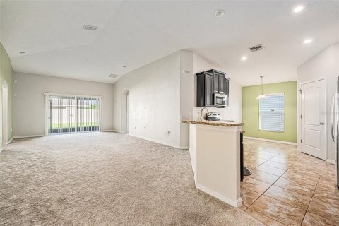 House in Ruskin, Florida 4 bedrooms, 177.26 sq.m. № 1912640 - photo 10