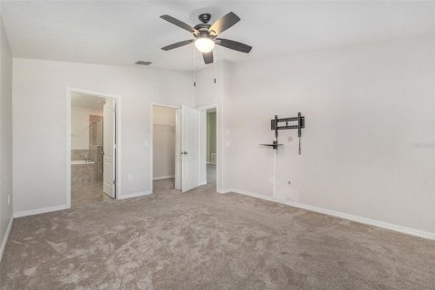 House in Ruskin, Florida 4 bedrooms, 177.26 sq.m. № 1912640 - photo 26