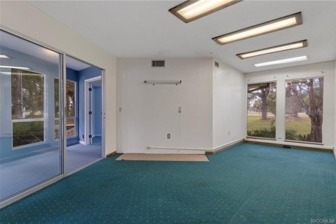 Commercial property in Inglis, Florida 707.36 sq.m. № 2212616 - photo 28
