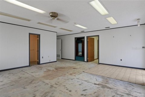 Commercial property in Inglis, Florida 707.36 sq.m. № 2212616 - photo 20