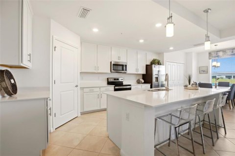 Condo in Punta Gorda, Florida, 2 bedrooms № 2093215 - photo 17